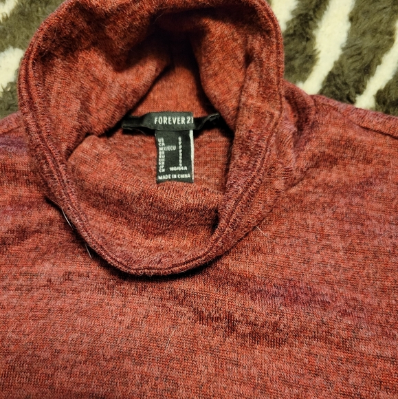 Maroon Turtleneck - Picture 2 of 2